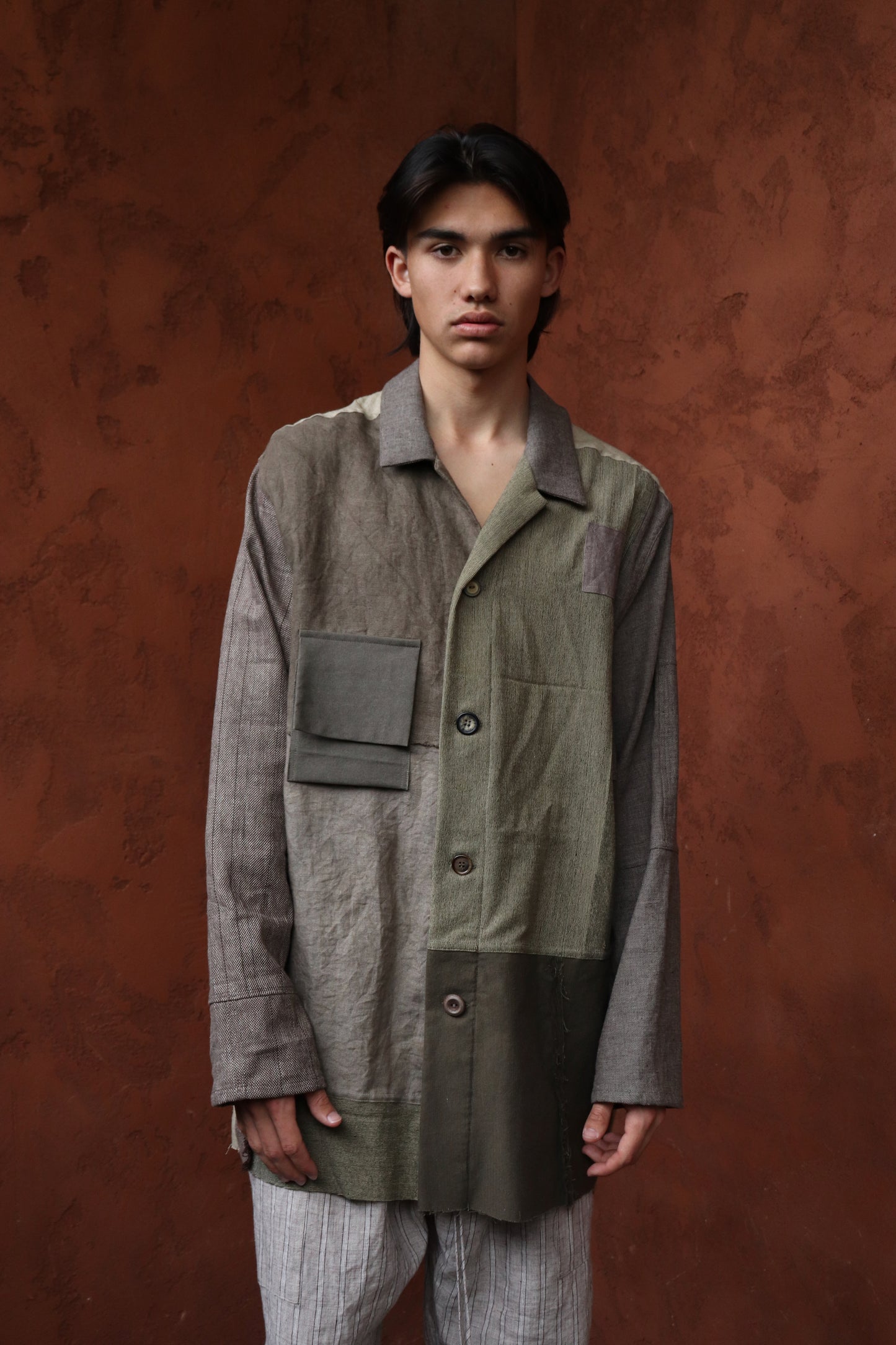 ORIGINS AKORANGA SHIRT - GREY